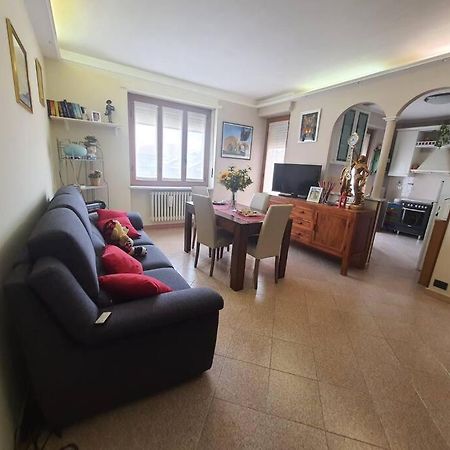 Appartamento Vinovo Centro Luaran gambar