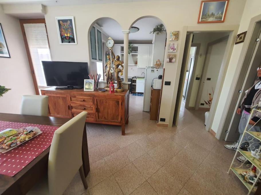 Appartamento Vinovo Centro Luaran gambar